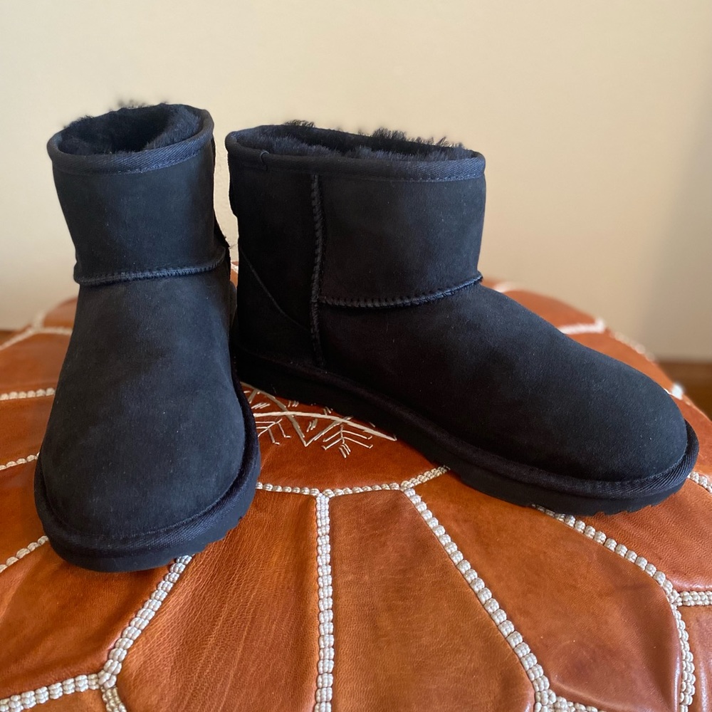 Ugg Classic Mini Boot II